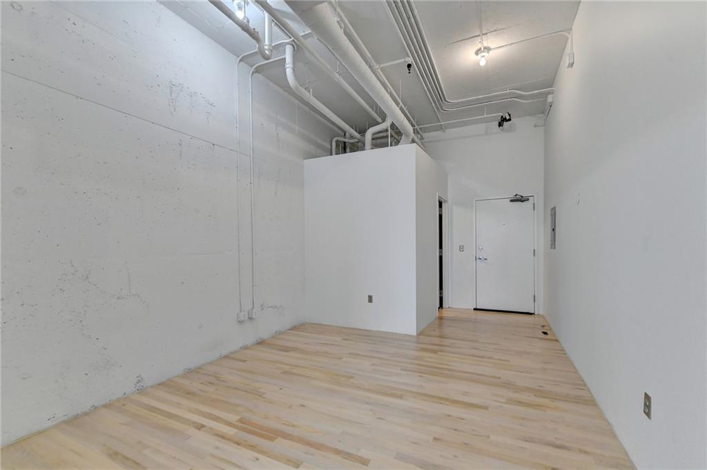 3180 Mathieson Drive NE Unit 809