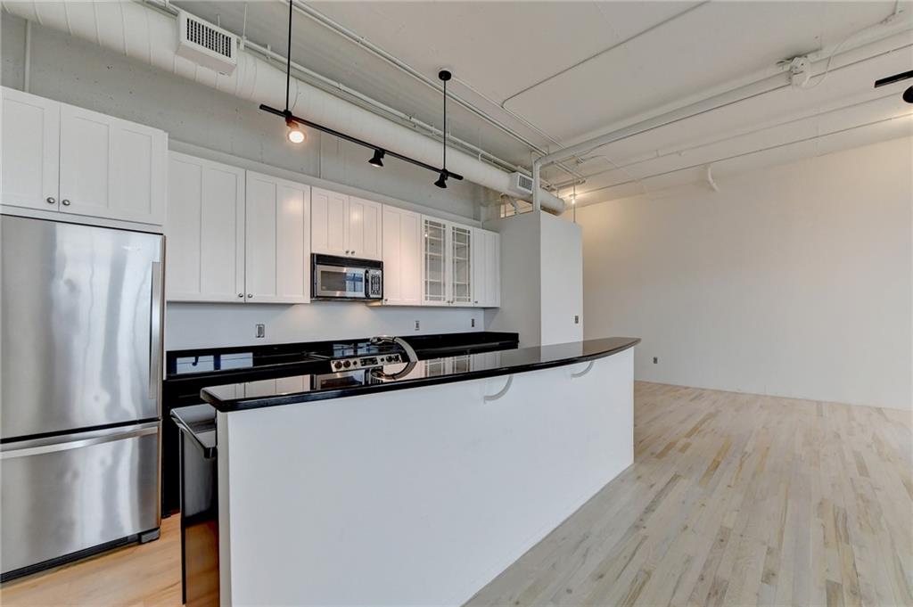 3180 Mathieson Drive NE Unit 809