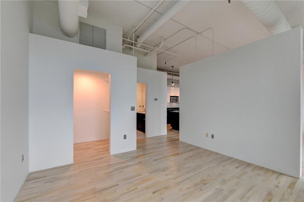 3180 Mathieson Drive NE Unit 809