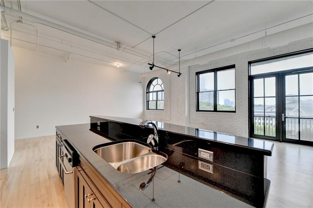 3180 Mathieson Drive NE Unit 809