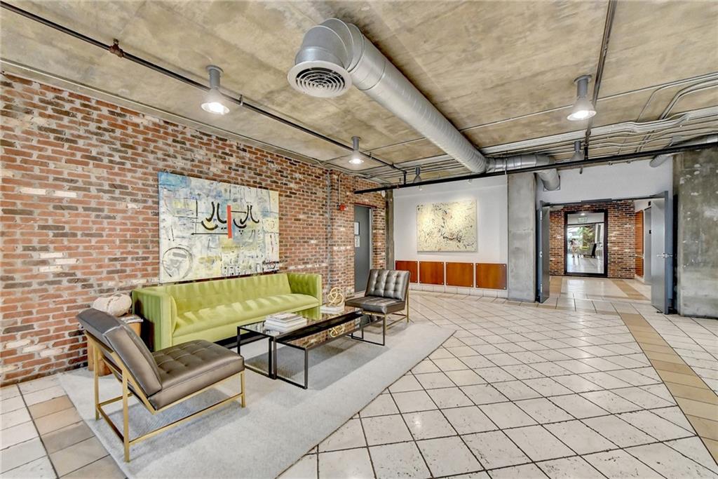 3180 Mathieson Drive NE Unit 809