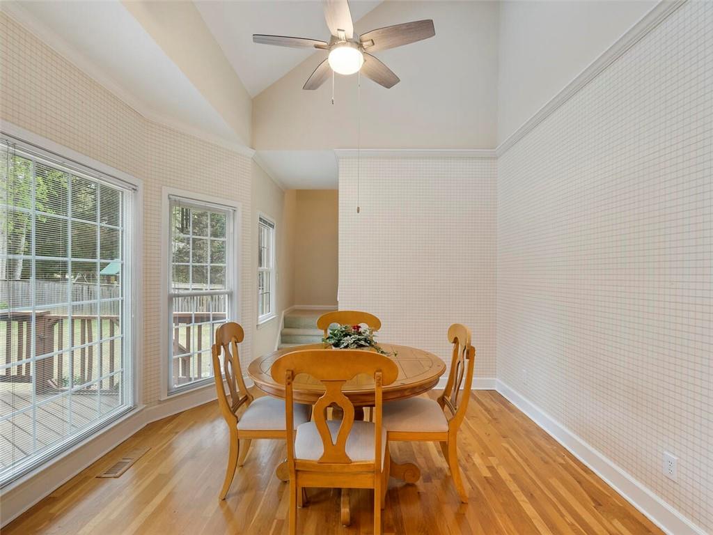 4554 WENDEN Lane