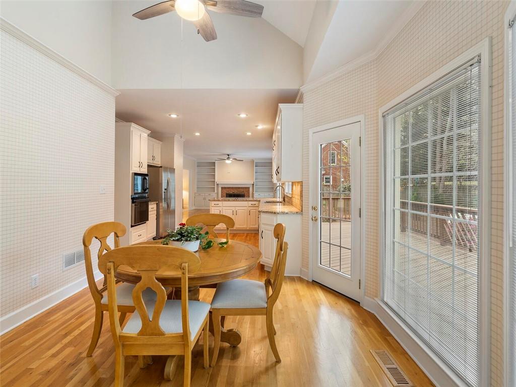4554 WENDEN Lane