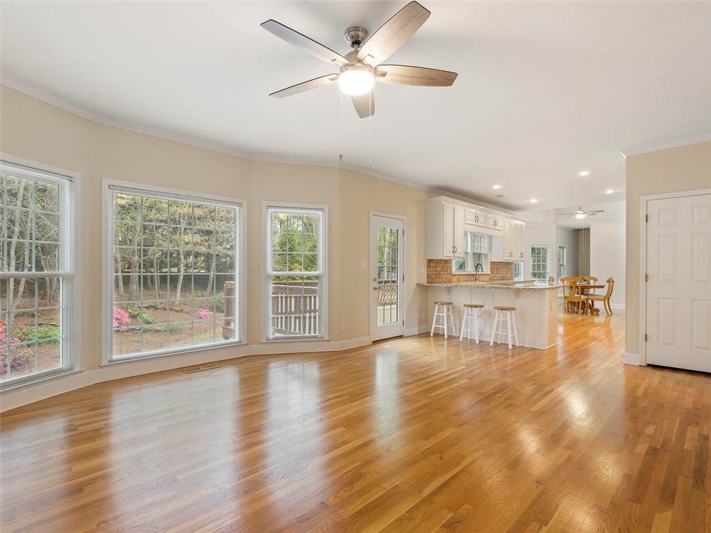 4554 WENDEN Lane