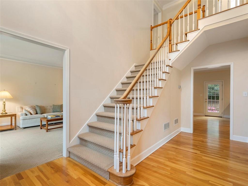 4554 WENDEN Lane
