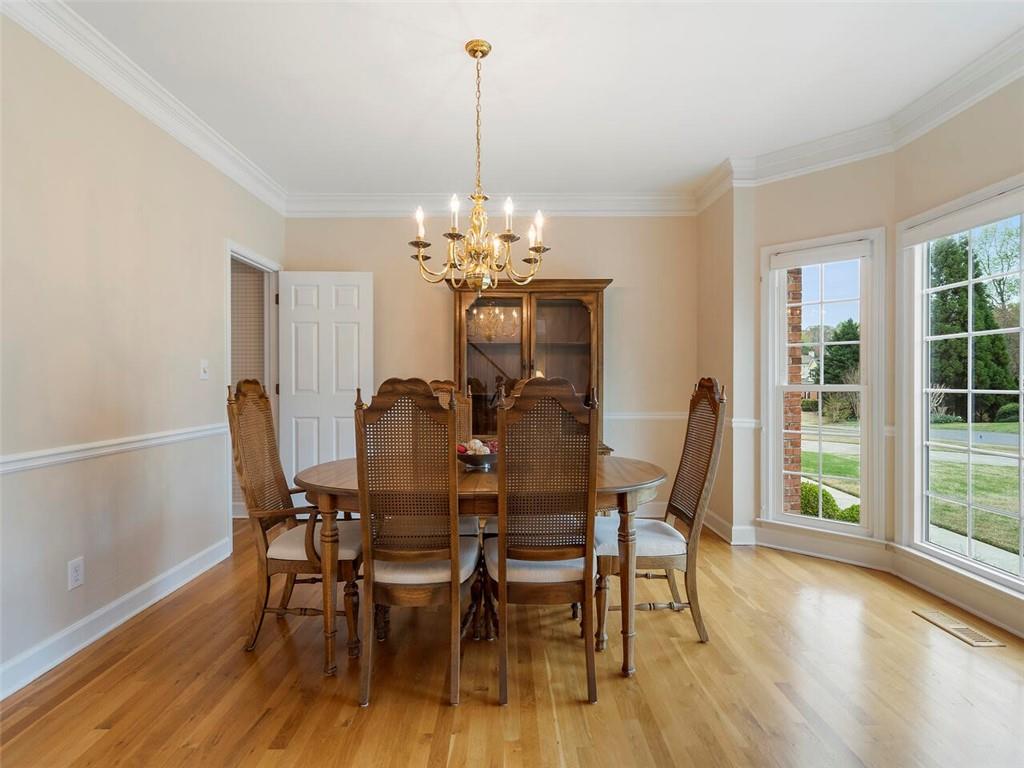 4554 WENDEN Lane