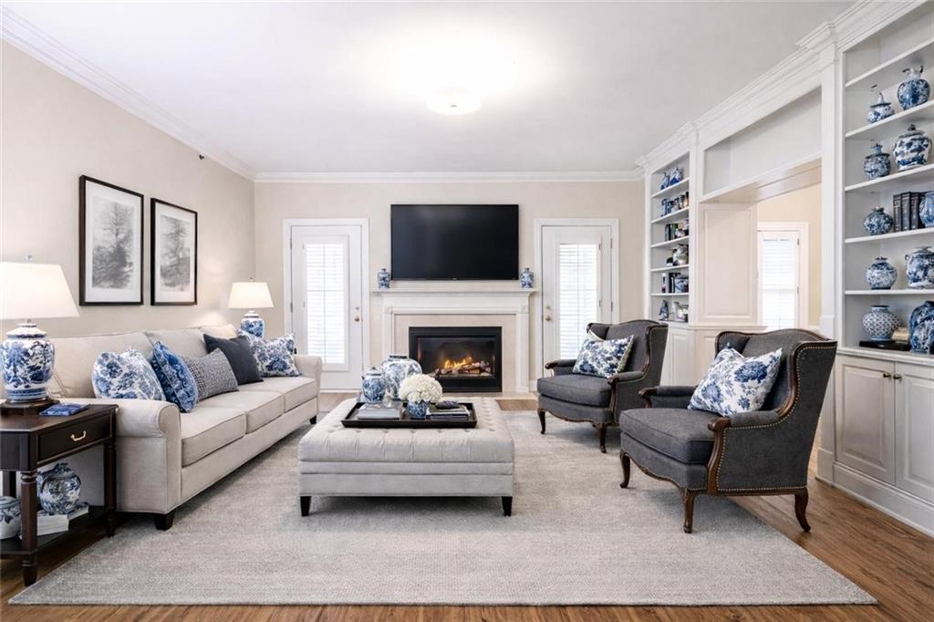 211 Colonial Homes Drive NW Unit 1301