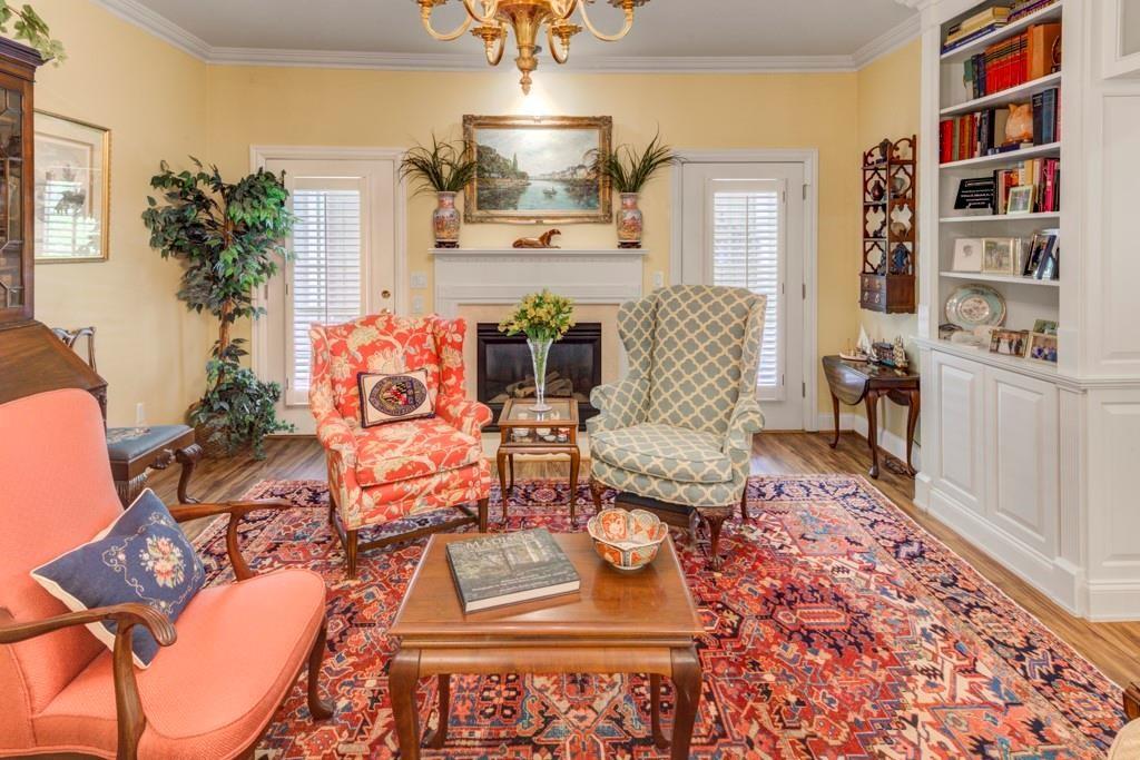 211 Colonial Homes Drive NW Unit 1301