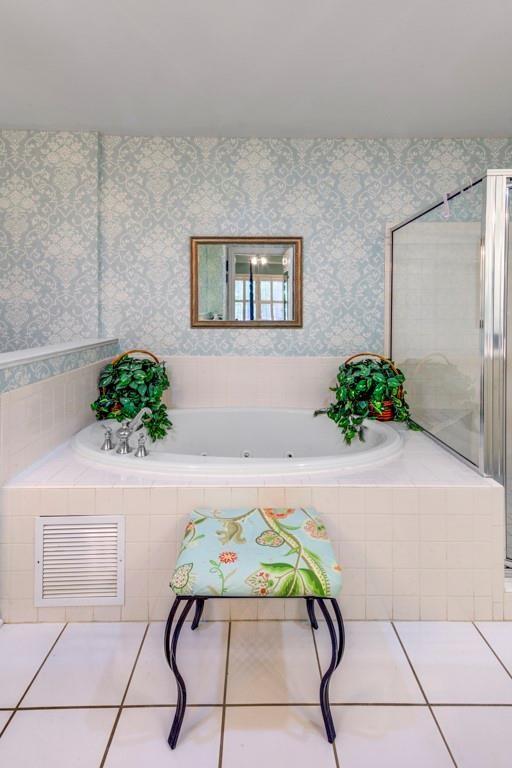 211 Colonial Homes Drive NW Unit 1301