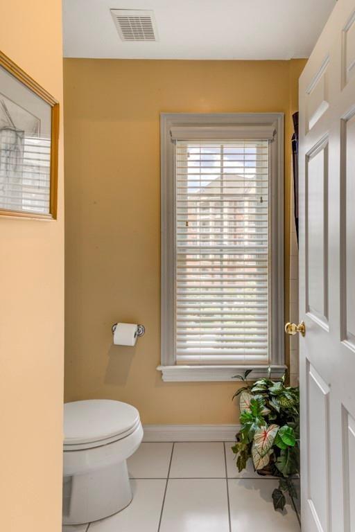 211 Colonial Homes Drive NW Unit 1301