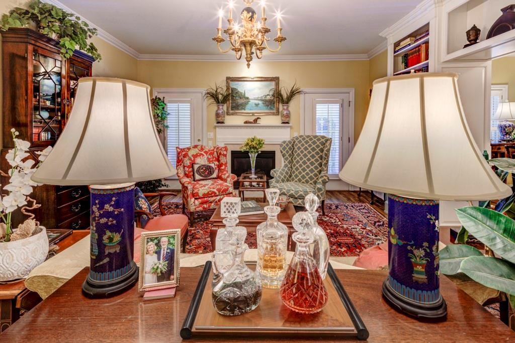 211 Colonial Homes Drive NW Unit 1301