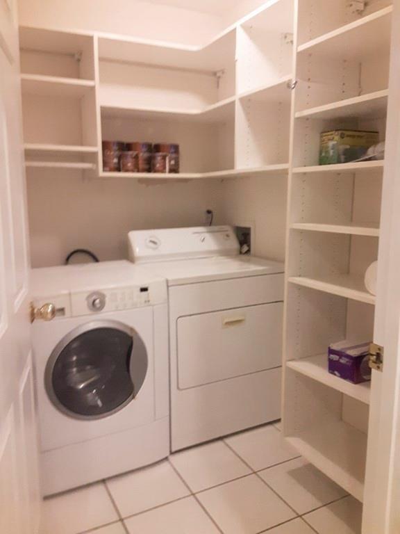 211 Colonial Homes Drive NW Unit 1301