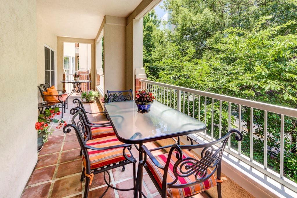 211 Colonial Homes Drive NW Unit 1301