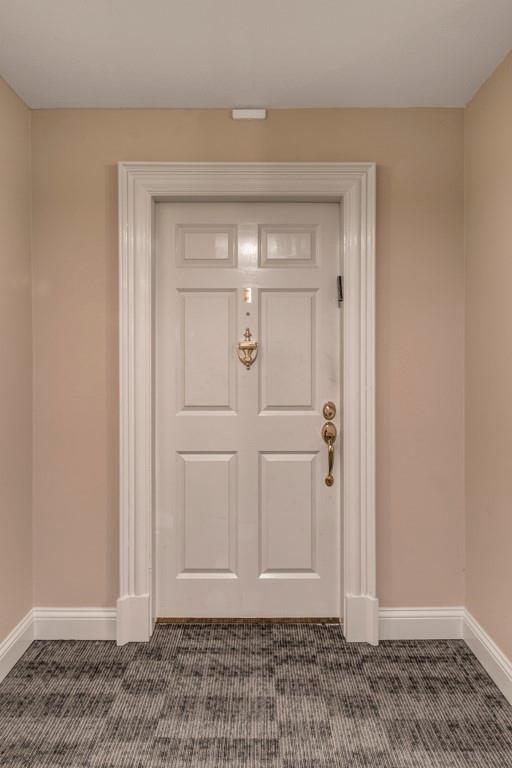 211 Colonial Homes Drive NW Unit 2408
