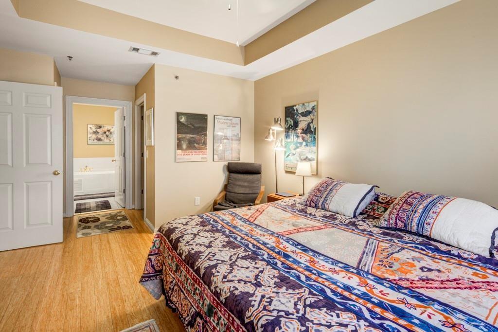 211 Colonial Homes Drive NW Unit 2408
