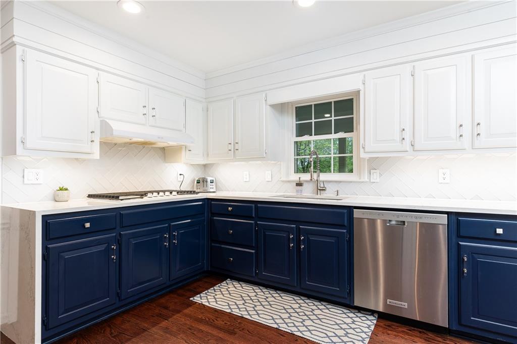 535 Dogleg Court