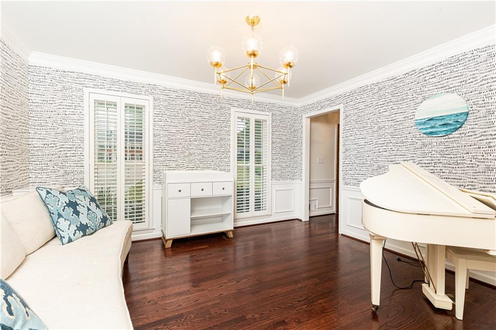 535 Dogleg Court