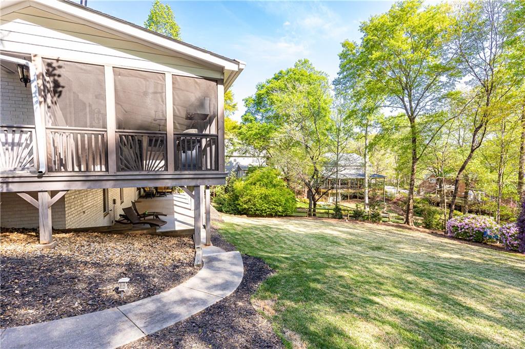535 Dogleg Court