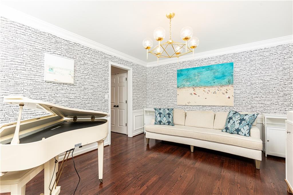 535 Dogleg Court