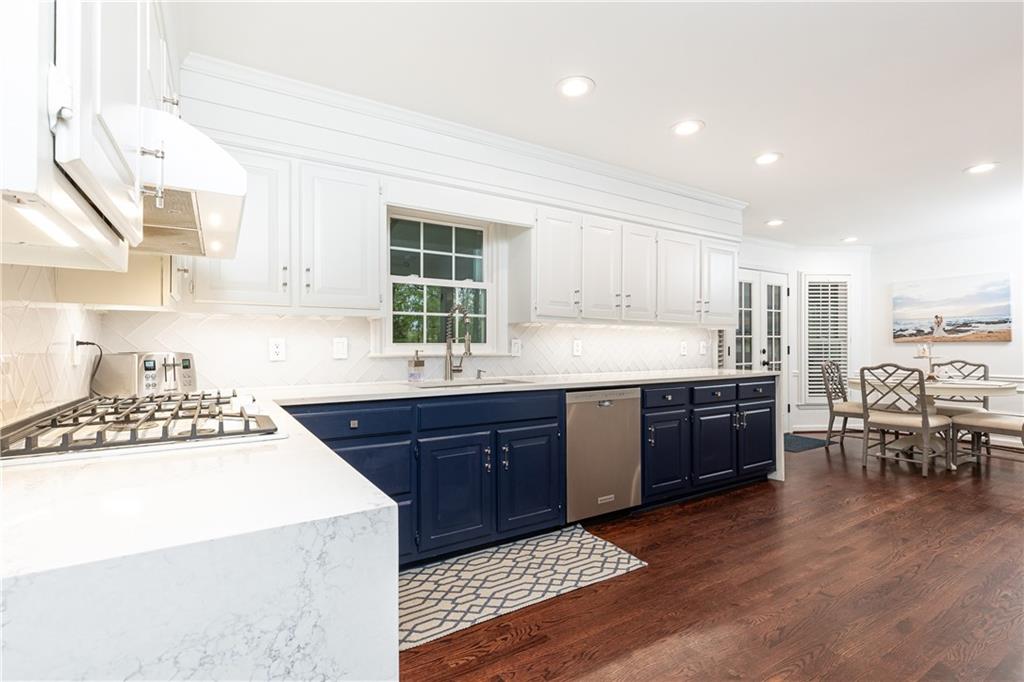 535 Dogleg Court
