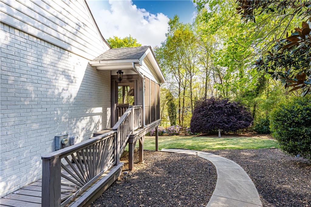 535 Dogleg Court