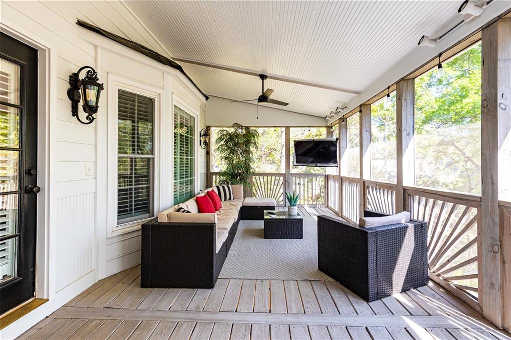 535 Dogleg Court