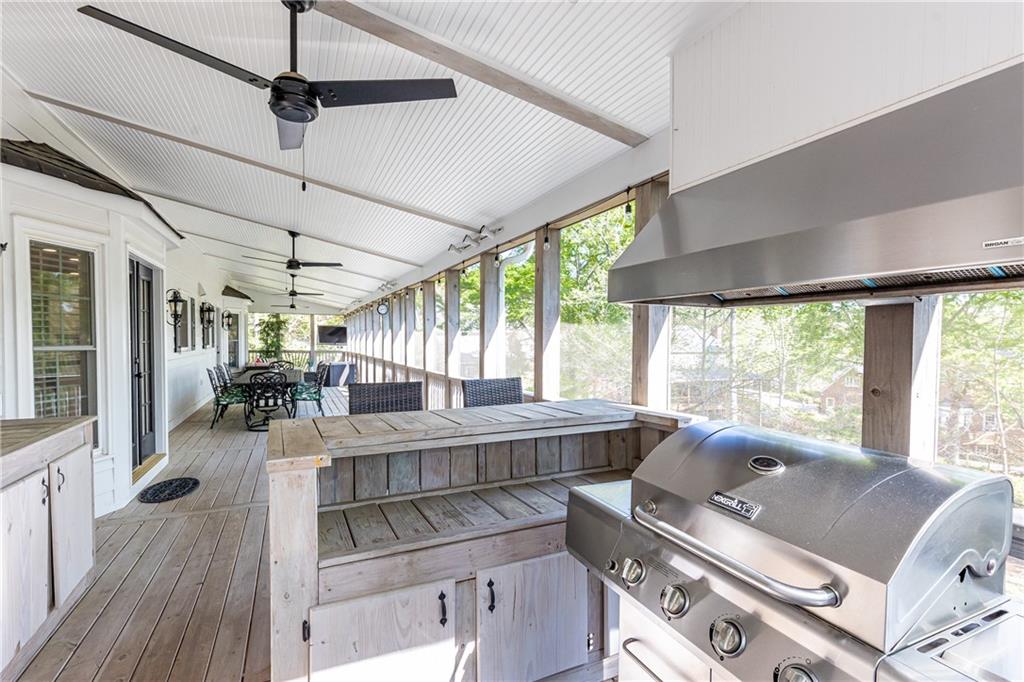 535 Dogleg Court