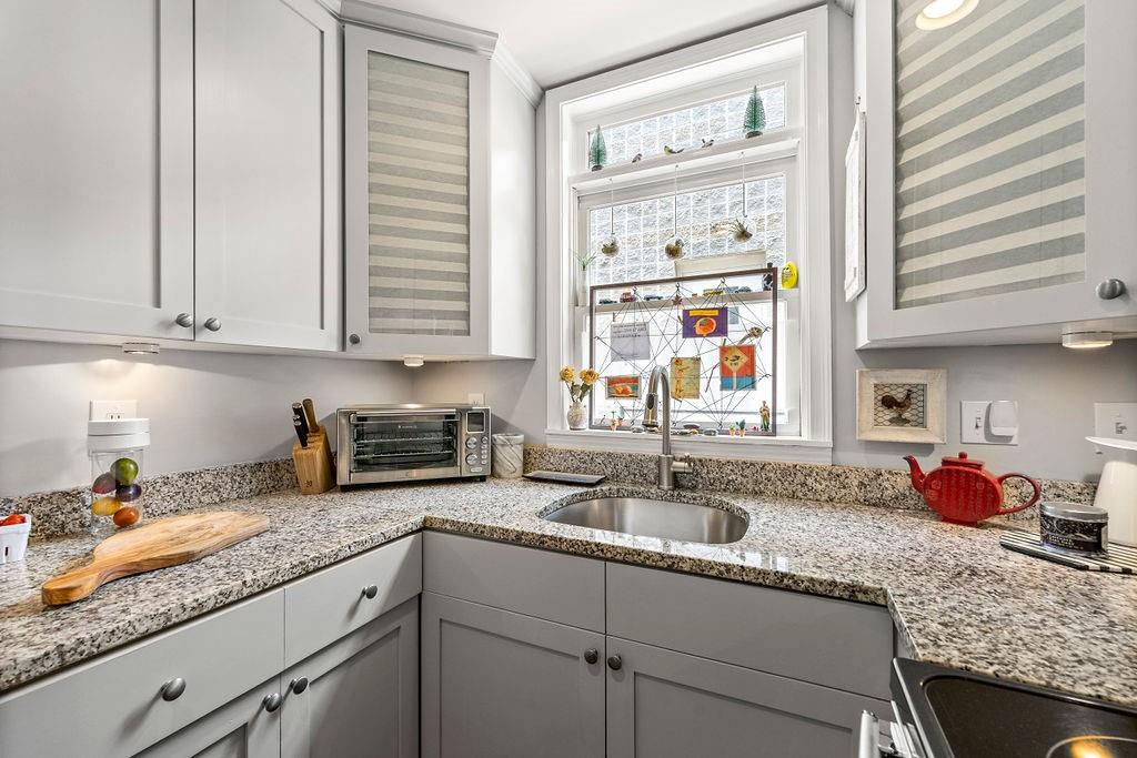 371 10th Street NE Unit 2B