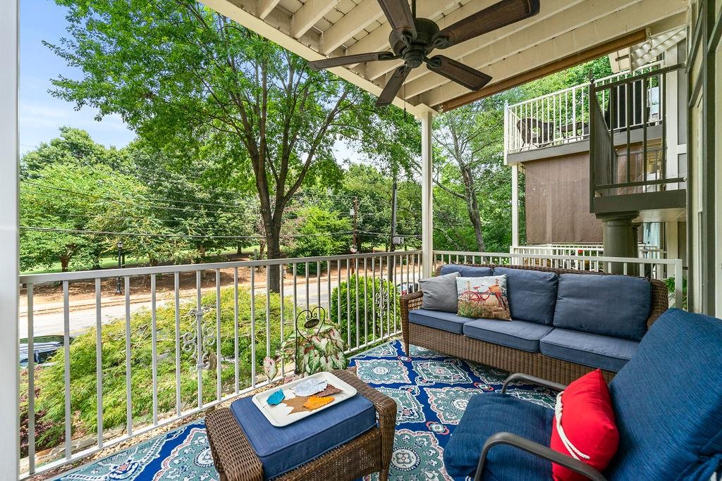 371 10th Street NE Unit 2B