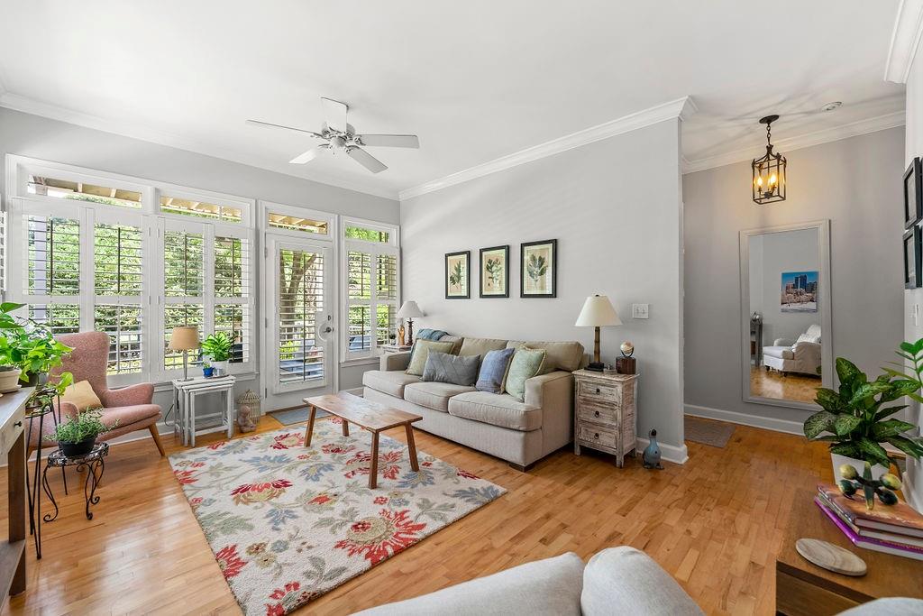 371 10th Street NE Unit 2B