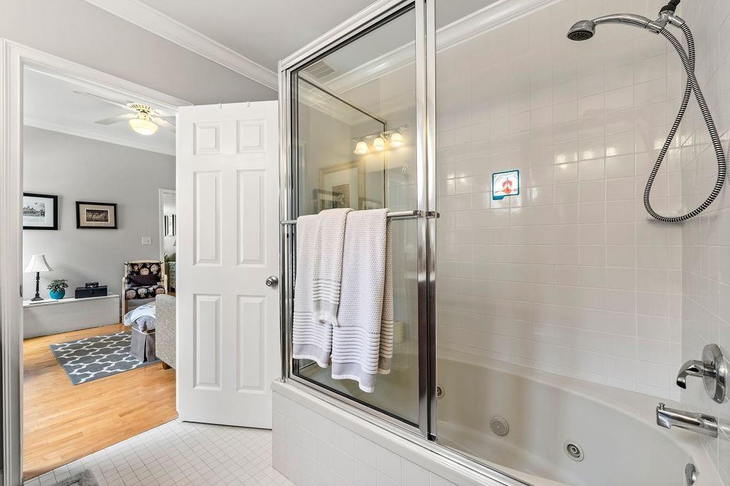 371 10th Street NE Unit 2B