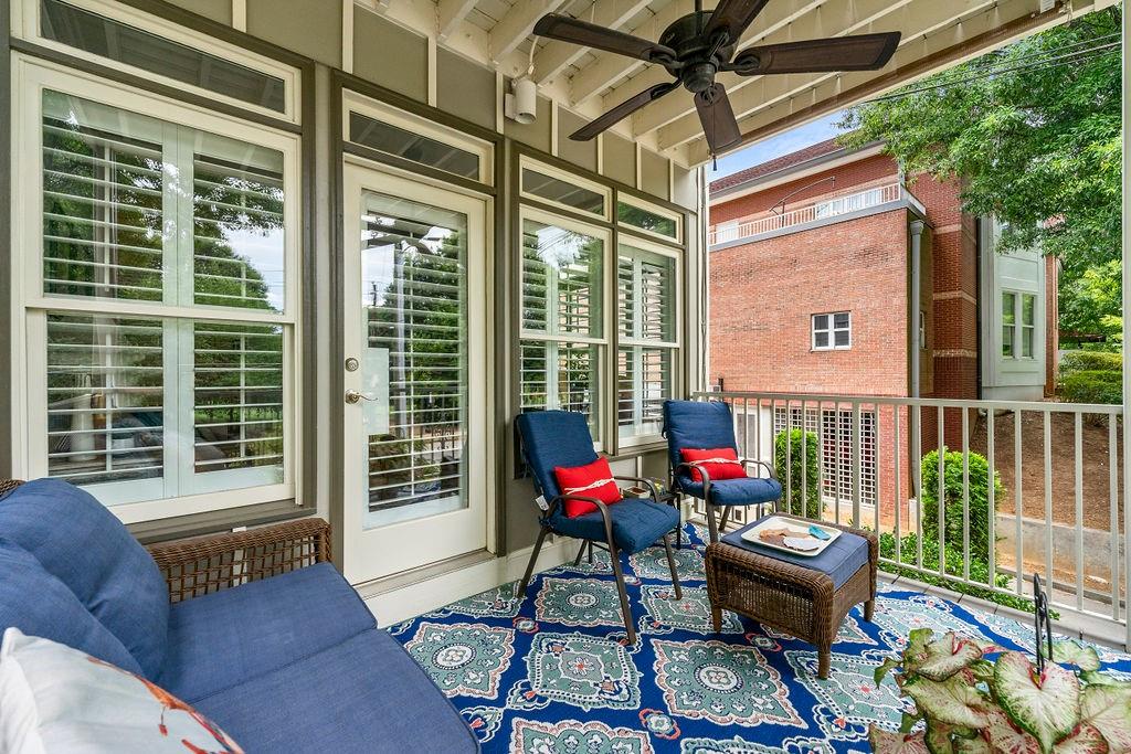 371 10th Street NE Unit 2B
