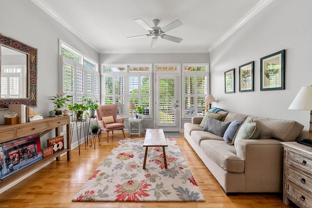 371 10th Street NE Unit 2B