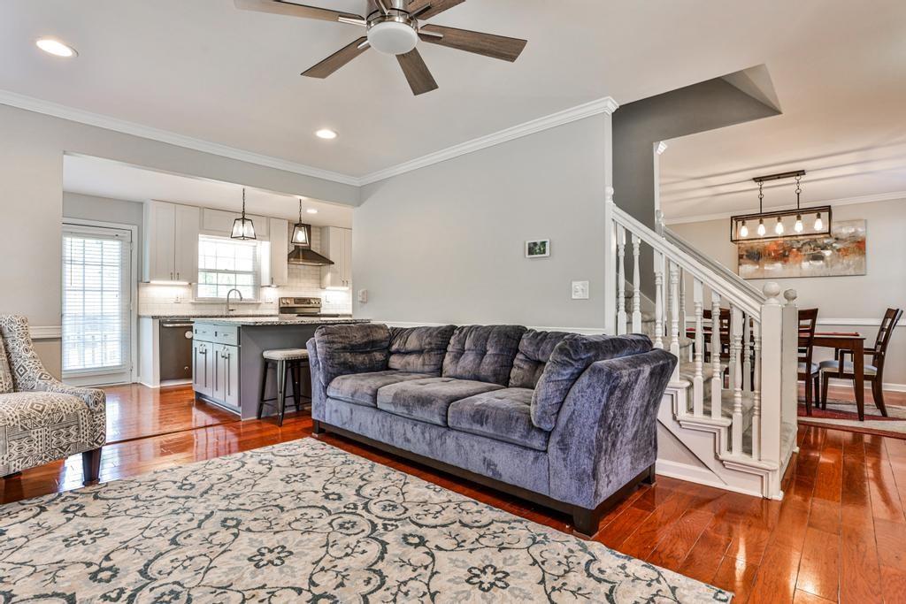 3309 Hillside Drive