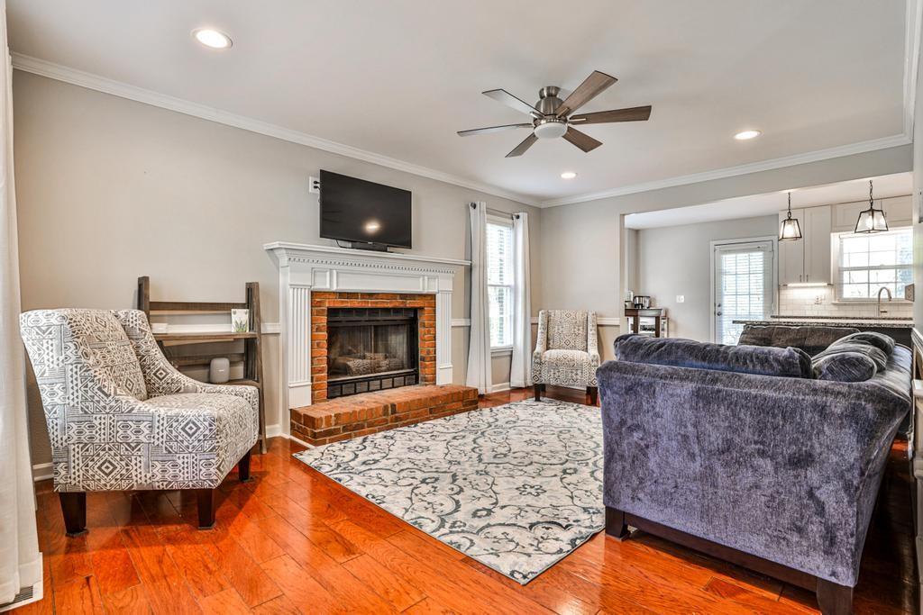 3309 Hillside Drive