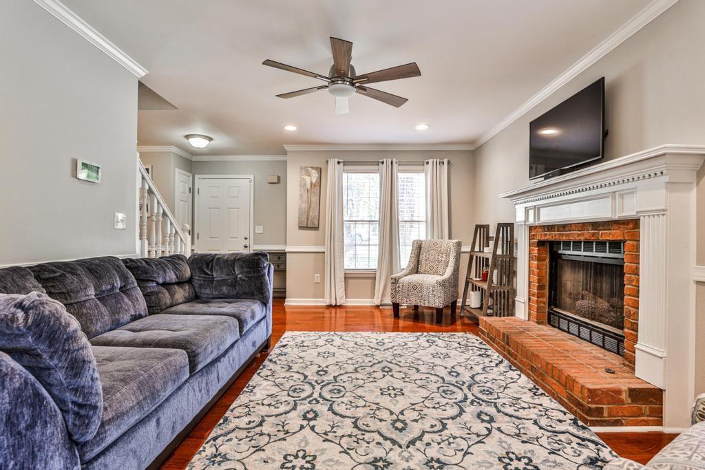 3309 Hillside Drive