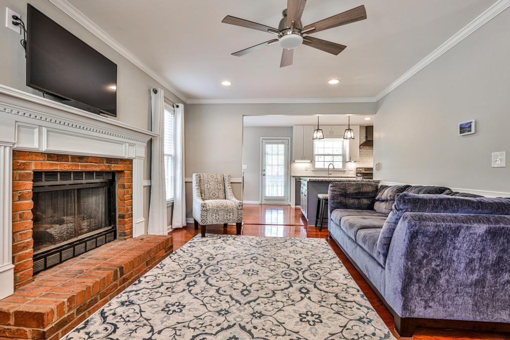 3309 Hillside Drive