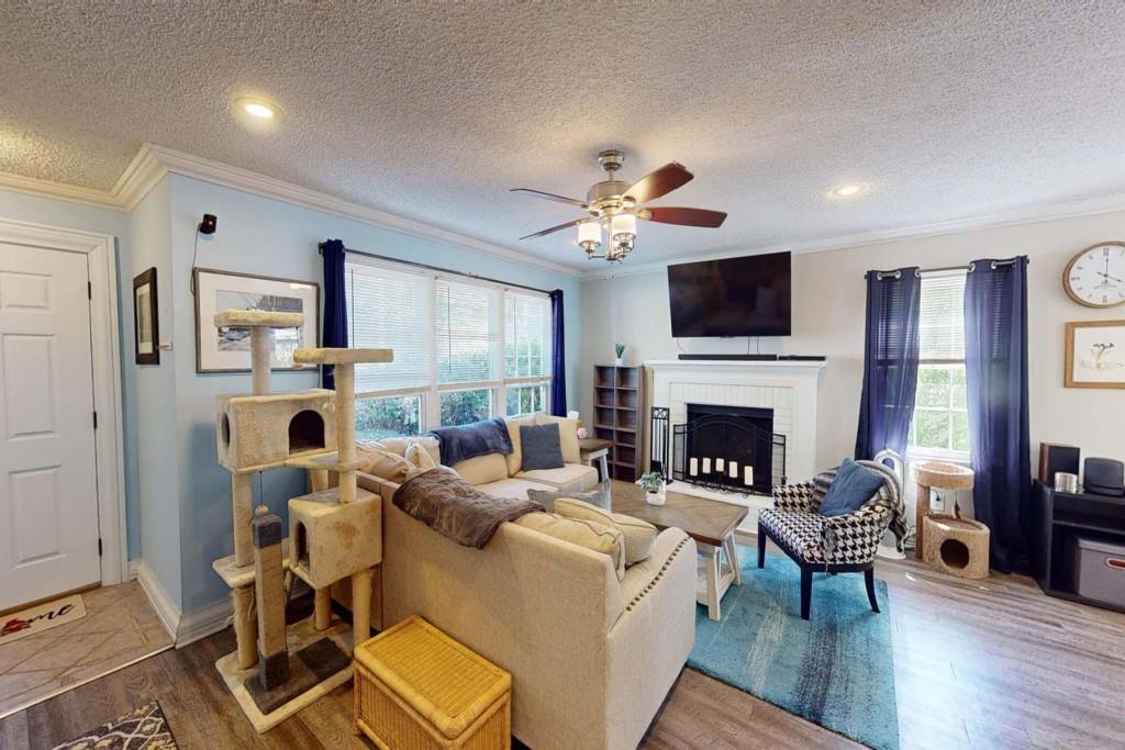 259 Robbie Lane SW