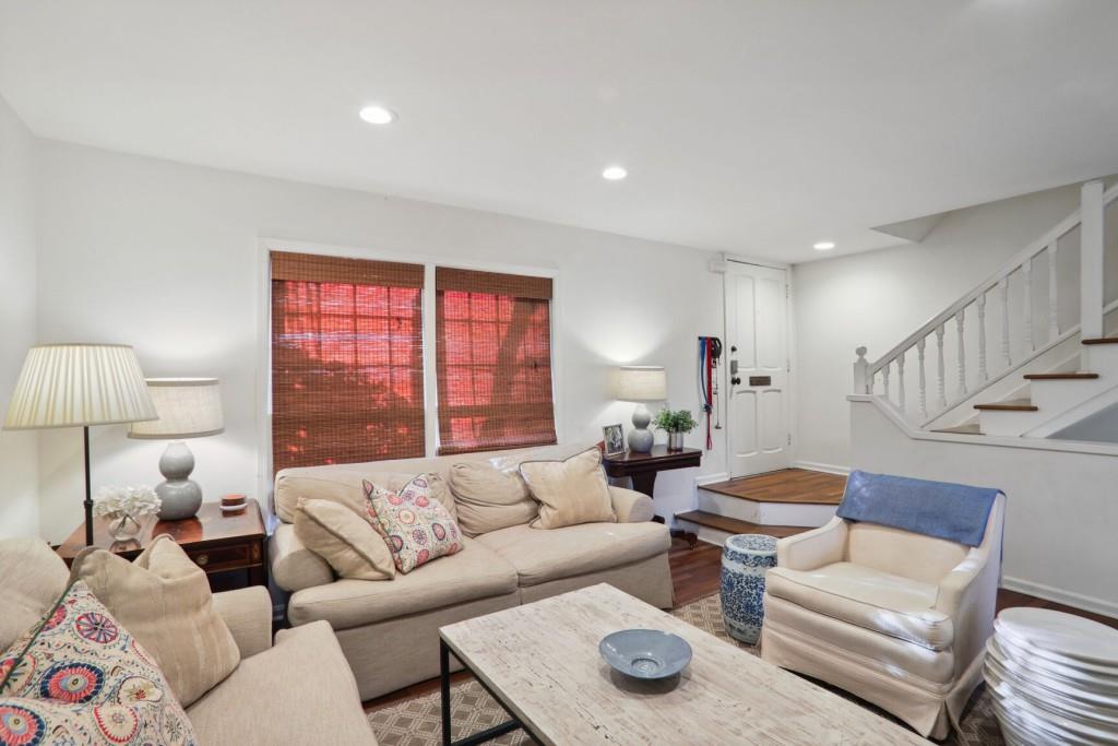 114 Maison Place NW