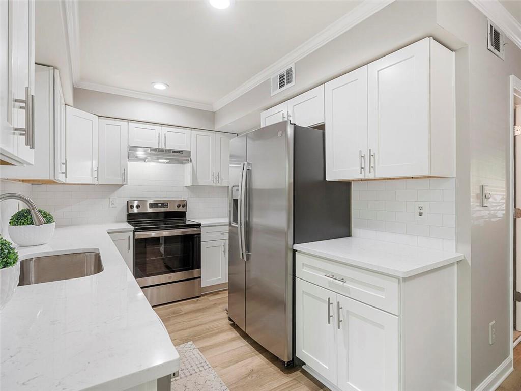 136 Peachtree Memorial Drive NW Unit MD4