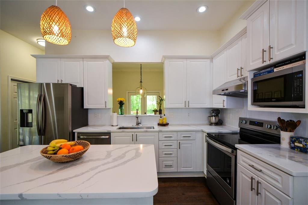 1204 Red Fox Circle
