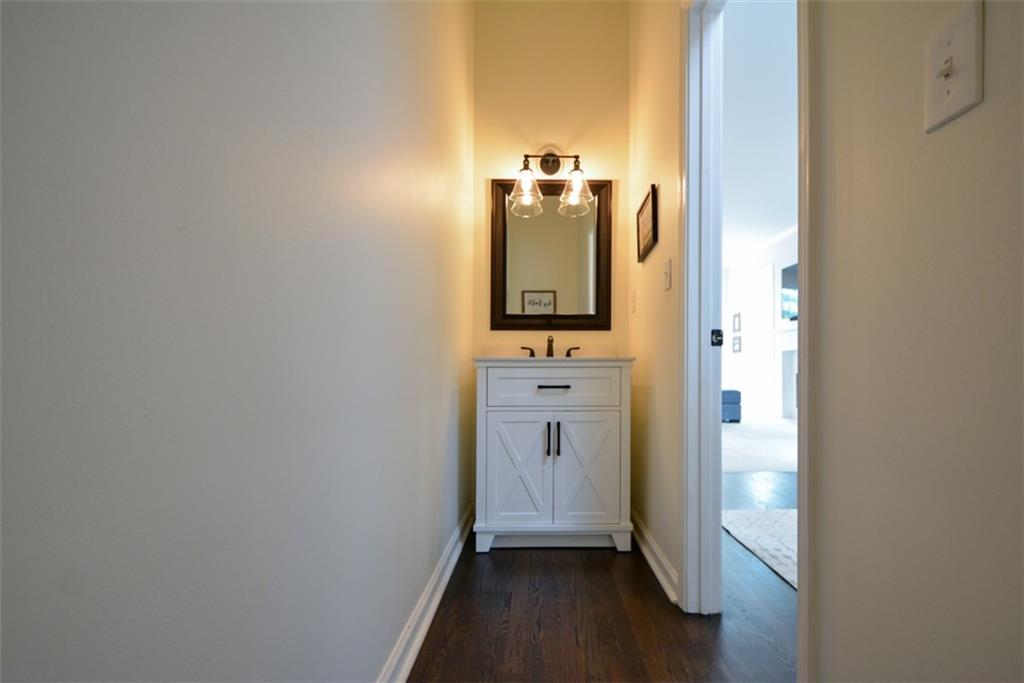 1204 Red Fox Circle