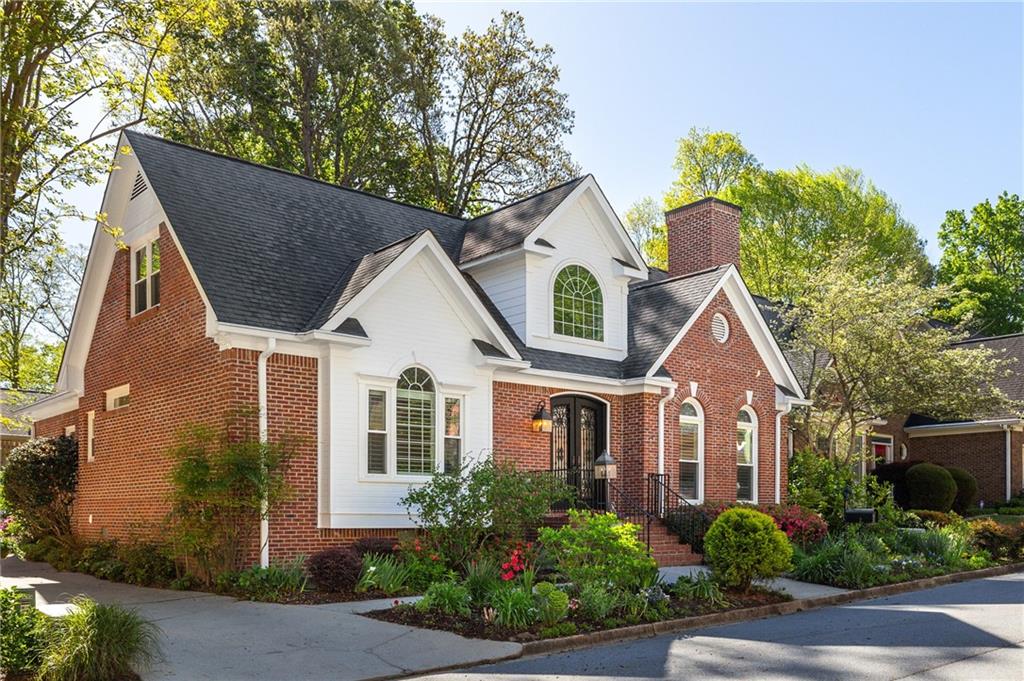 2813 Livsey Oaks Drive