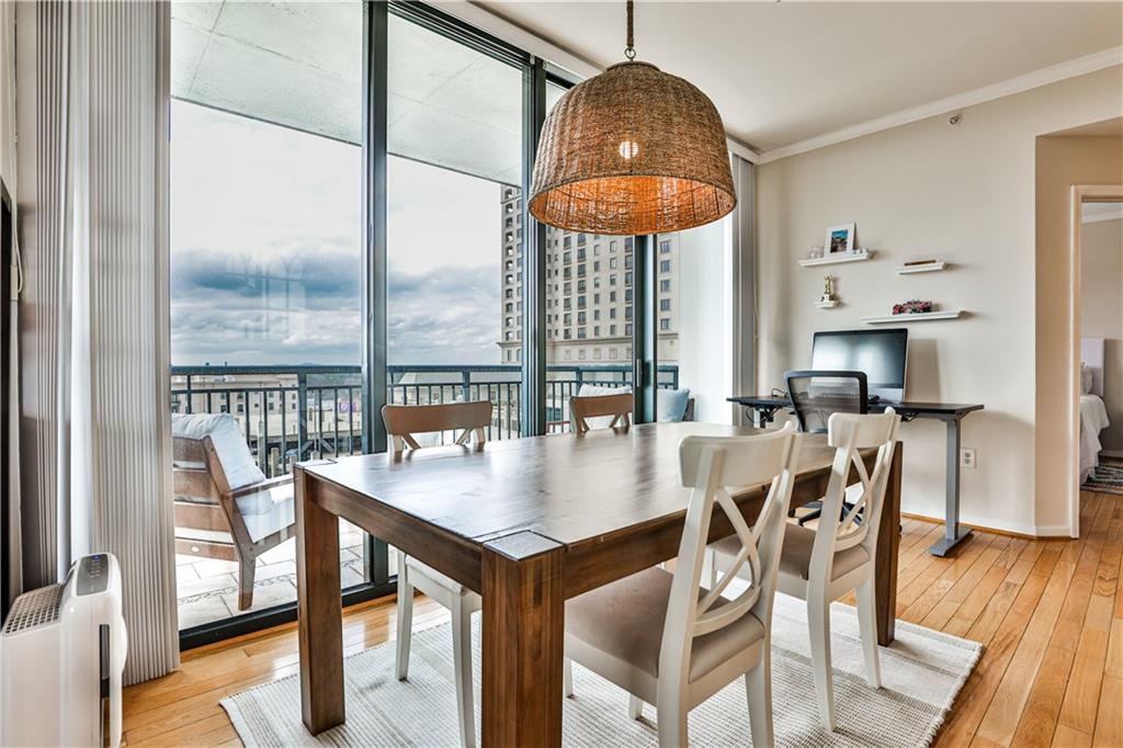 3040 Peachtree Road NW Unit 811