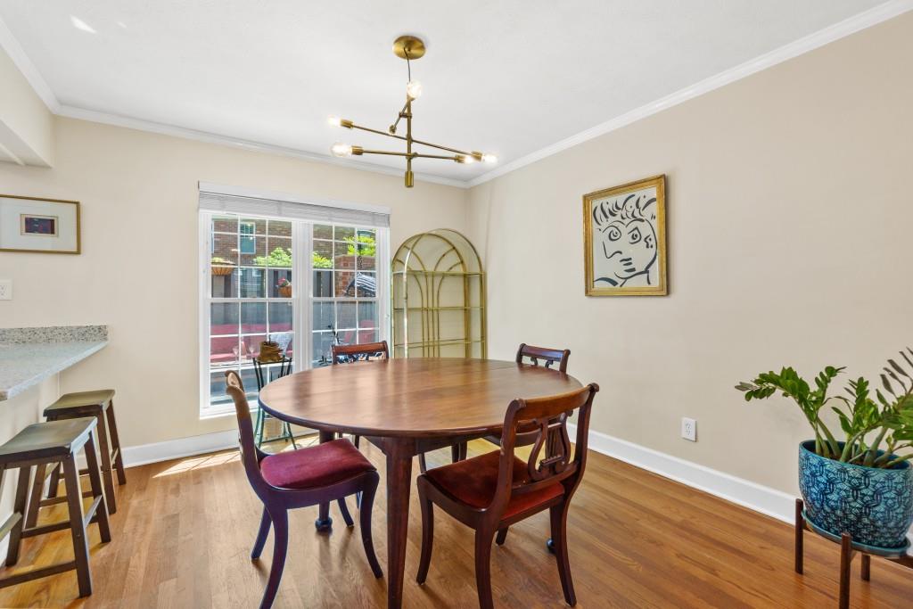 10 Spring Green Place NW