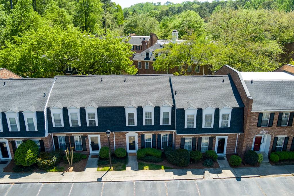 10 Spring Green Place NW