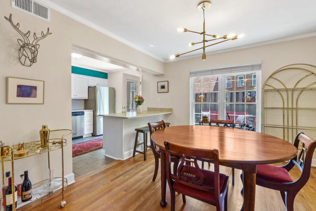 10 Spring Green Place NW