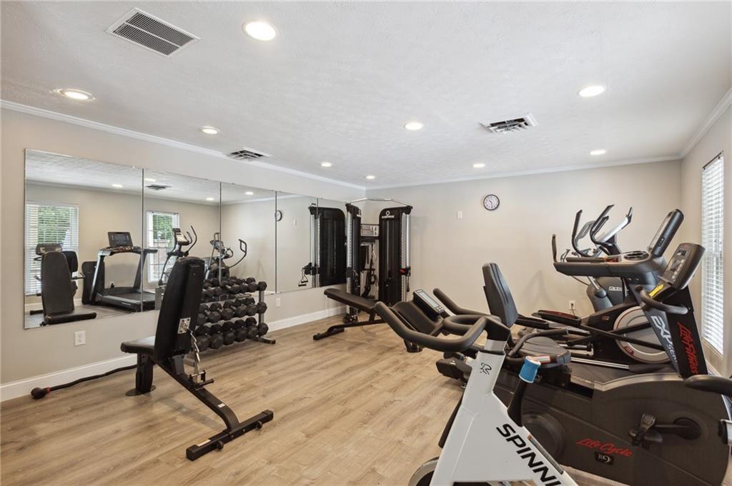 10 Spring Green Place NW