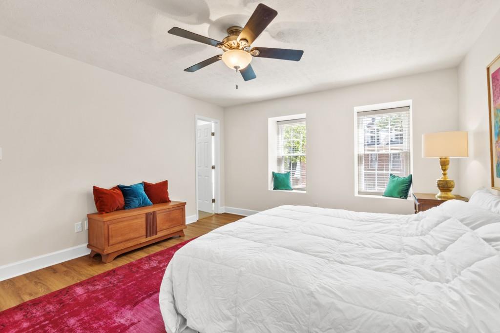 10 Spring Green Place NW