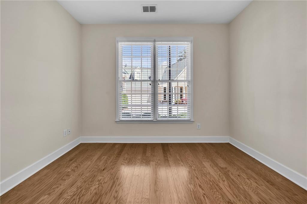 2035 Macland Square Drive Unit 28